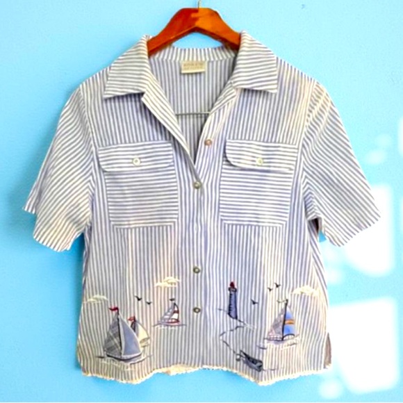 Koret Nautical shirt with embroidery & white lace Small - Picture 9 of 10